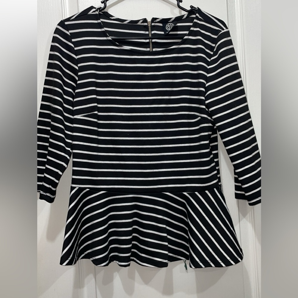 Bobeau stripped black and white blouse